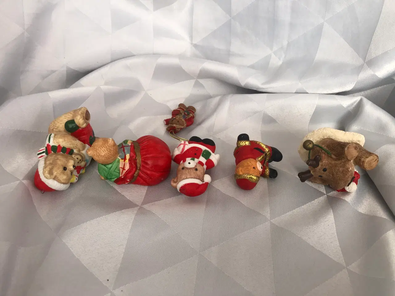Billede 8 - 5 keramik/polyresin jule figurer