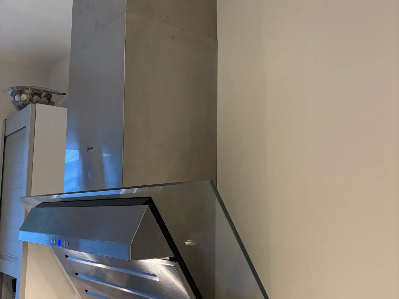 Billede 2 - Emhætten fra 2009