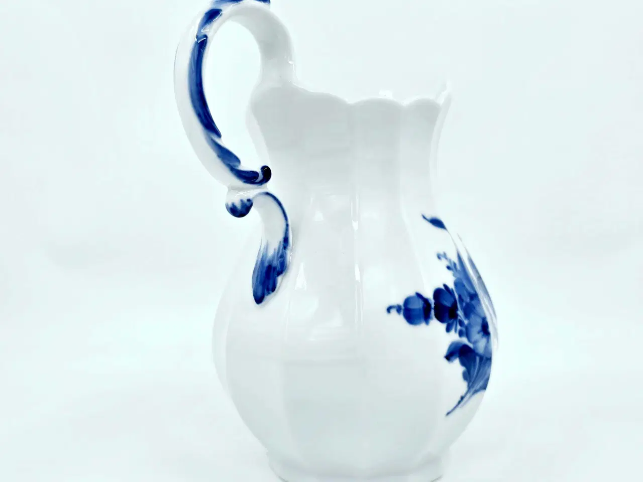 Billede 7 - Blå Blomst Kantet Stor kande Porcelæn 