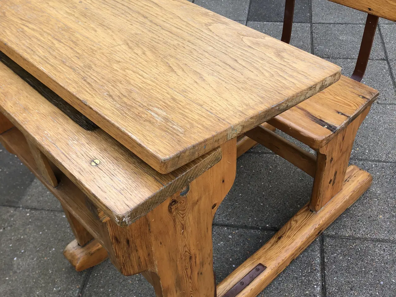 Billede 1 - Skolepult