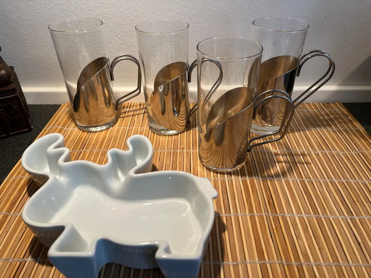 Billede 5 - Stilfuldt Irish Coffee sæt – 4 glas m/stålholdere