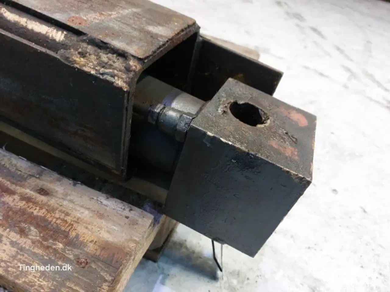 Billede 10 - New Holland LB115B Støtteben E7NN171RA