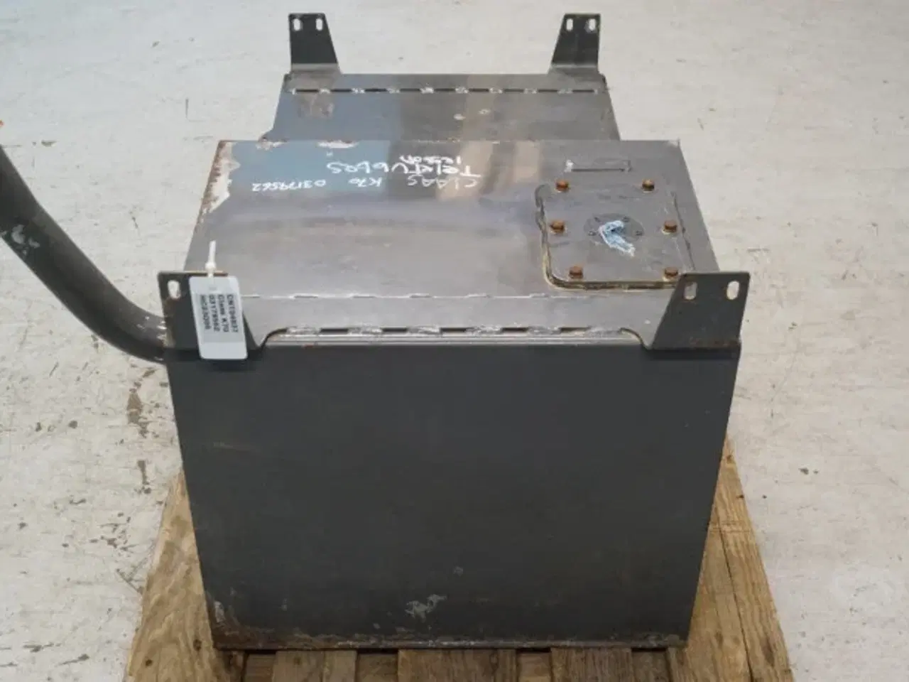 Billede 14 - Claas Targo K70 Dieseltank 3179562