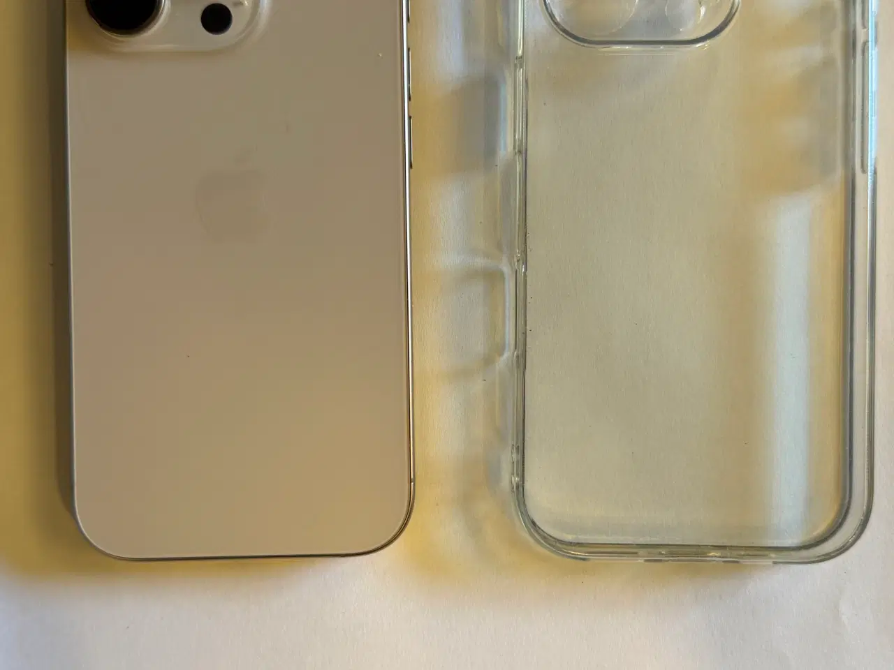 Billede 2 - iPhone 16 pro 128 gb dessert sand 