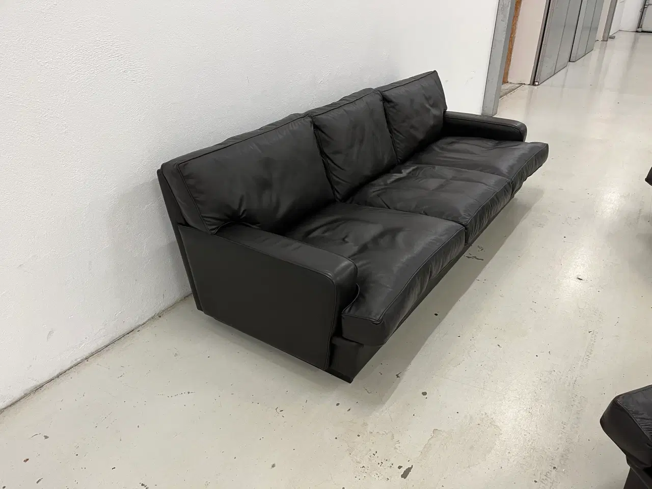 Billede 6 - Arne Norell sofagruppe i Dark Brown læder.