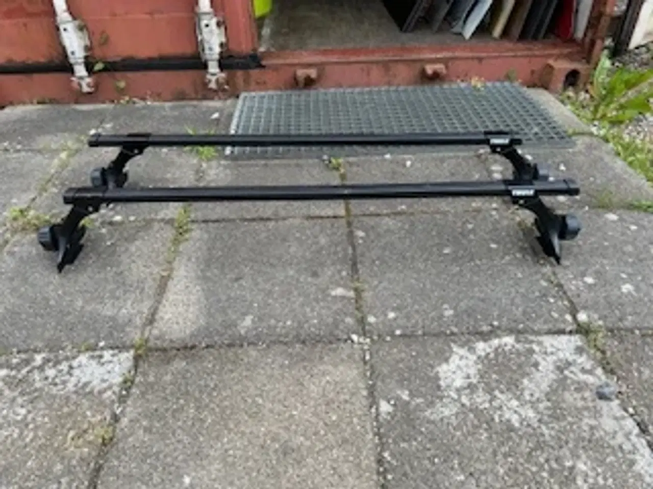 Billede 4 - Thule tagbøjler til Mercedes/VW