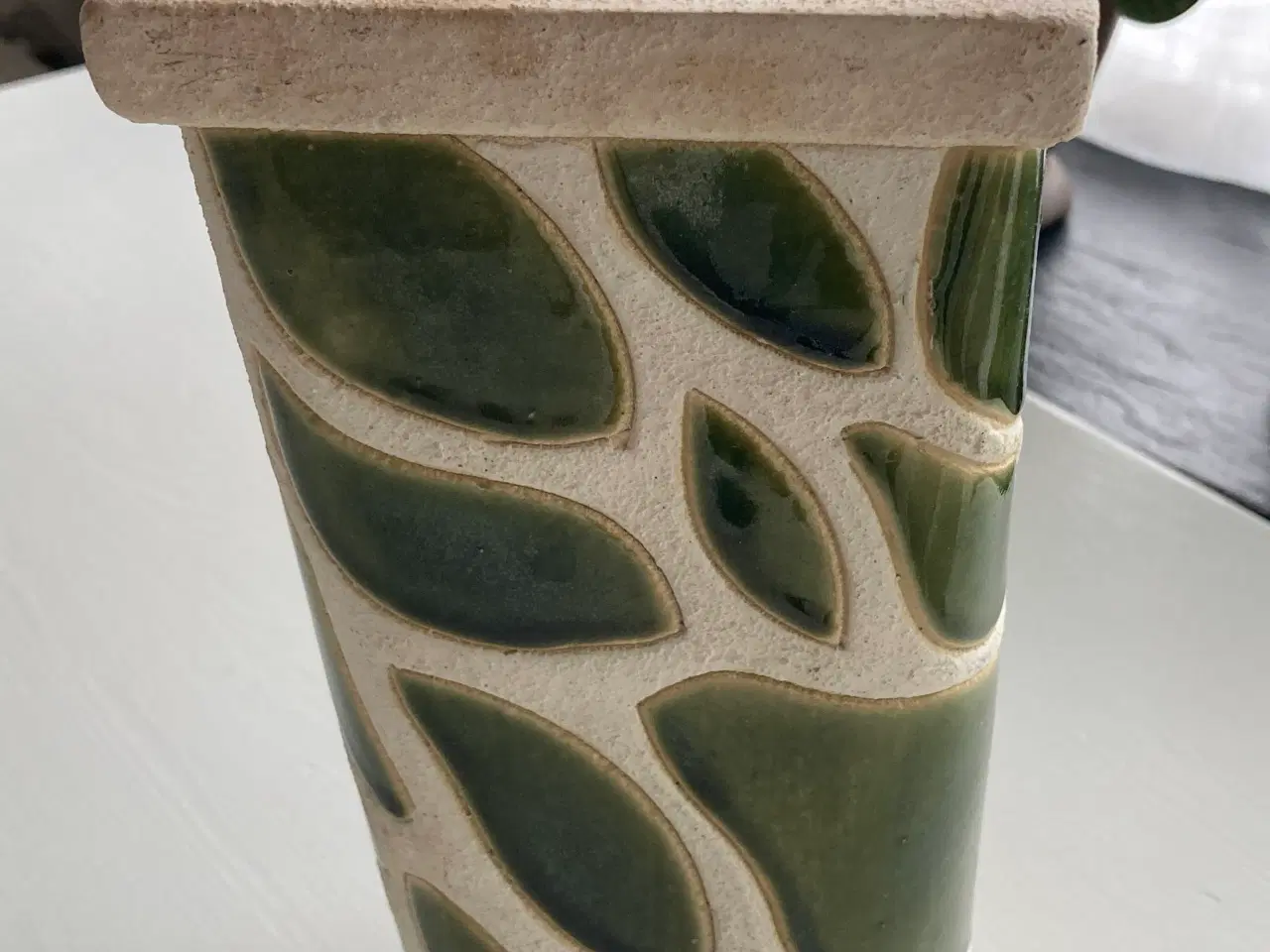 Billede 1 - Virkelig unik og smuk krukke.