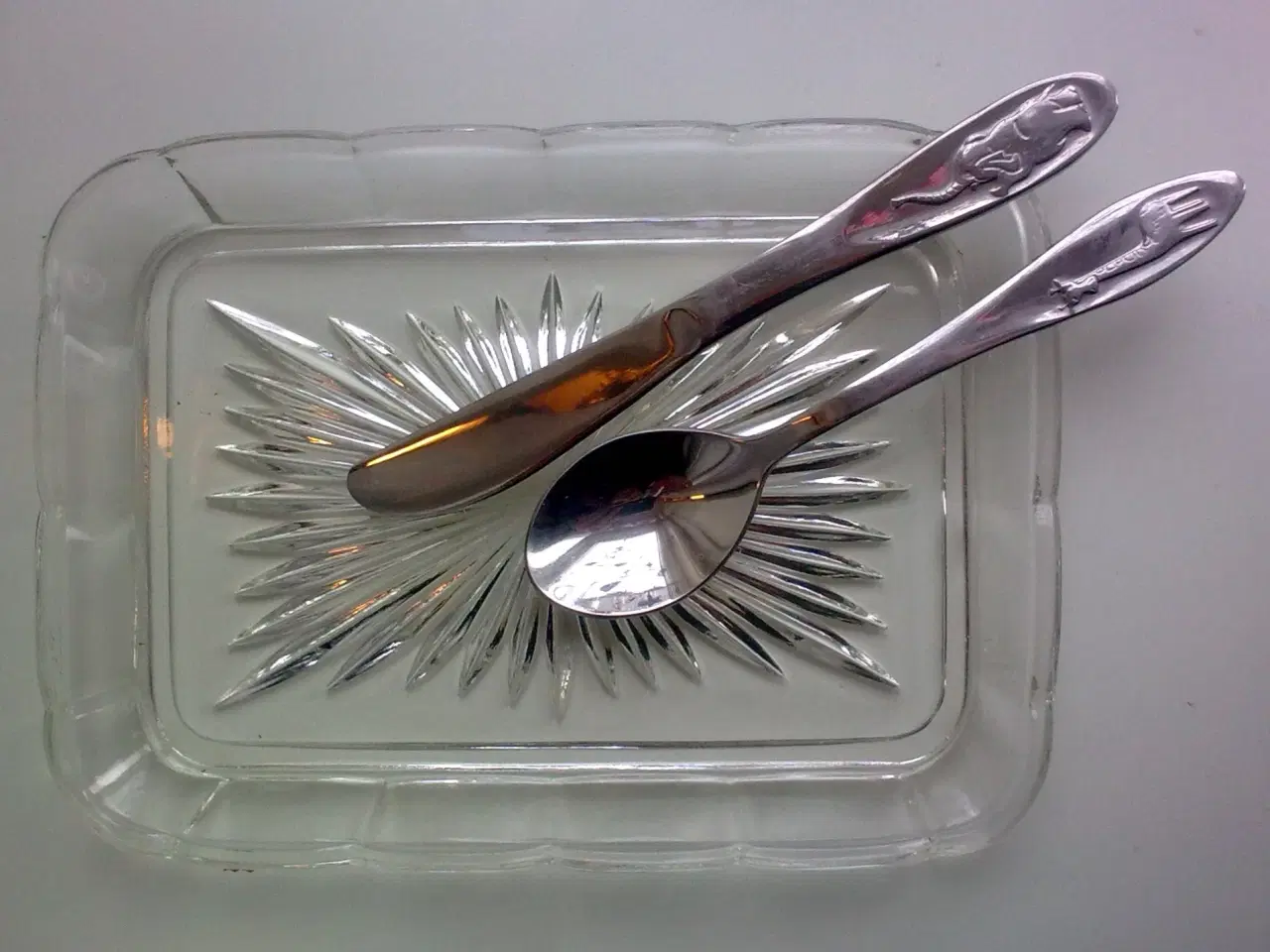 Billede 2 - Disney stjerne på dansk konfekt fad