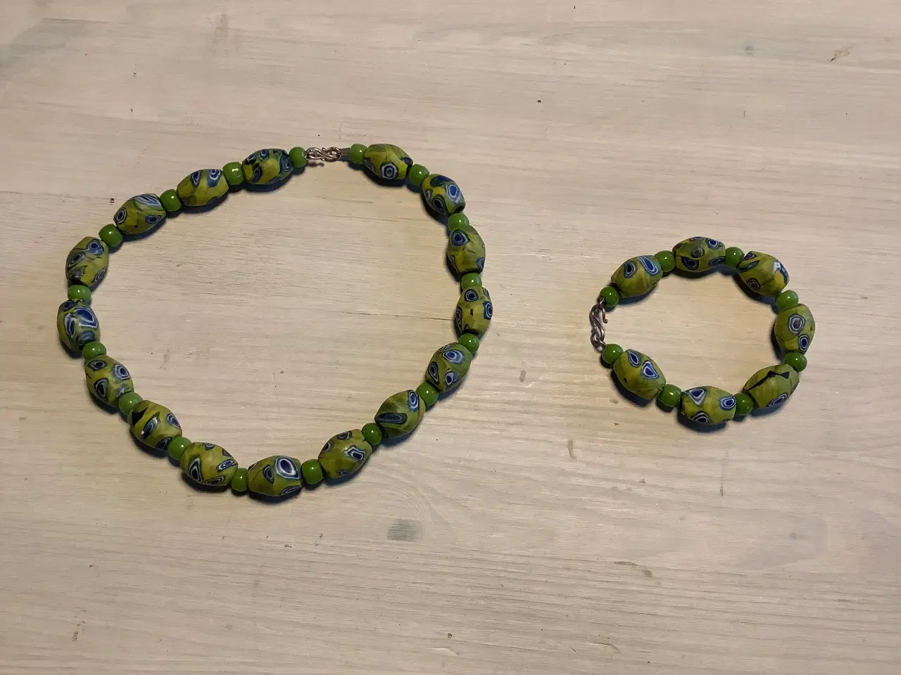 Billede 3 - Halskæde og armbånd fra Bornholm 