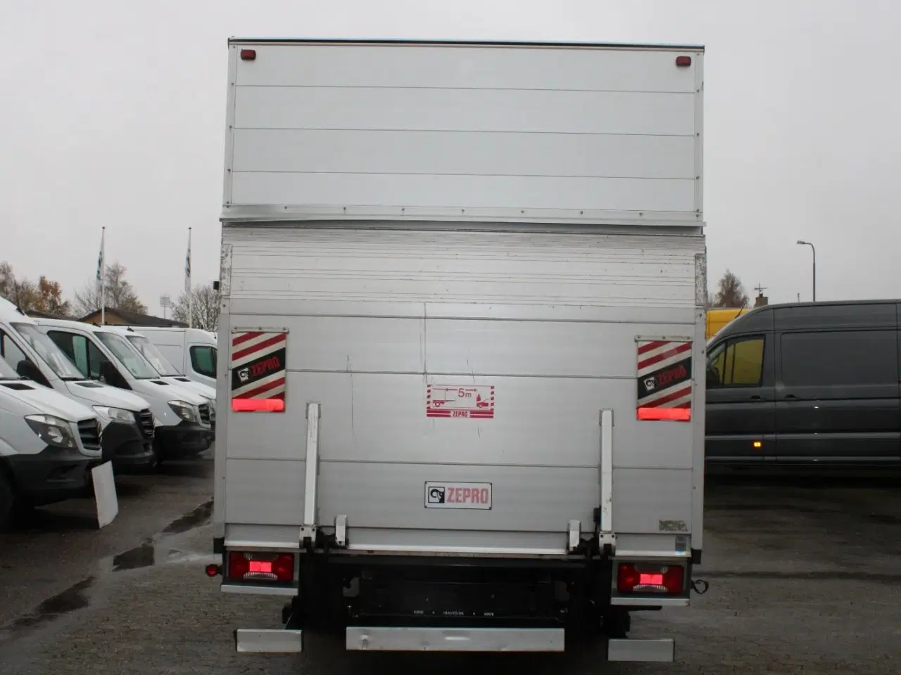 Billede 9 - Iveco Daily 2,3 35S14 Alukasse m/lift