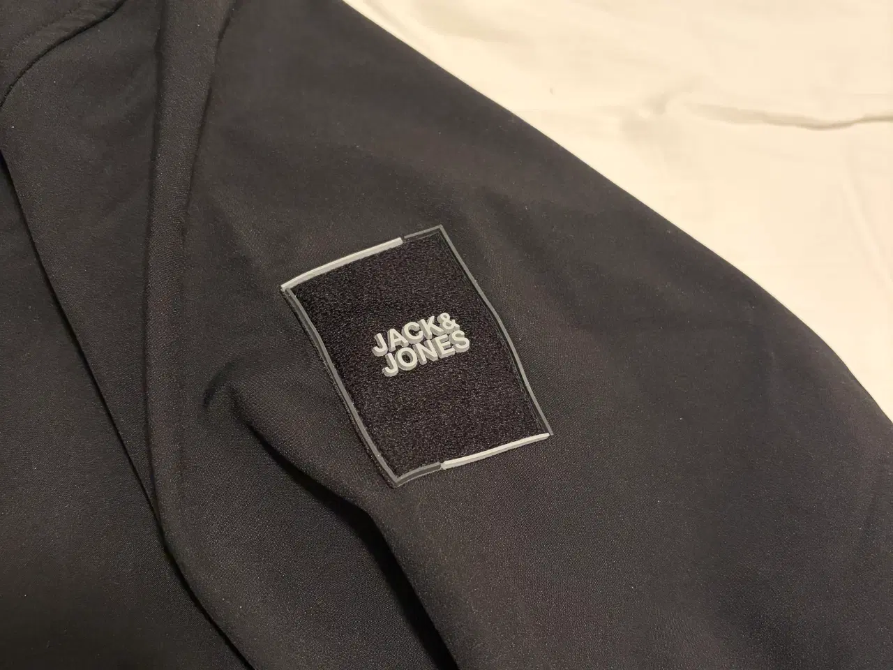 Billede 3 - Vindjakke fra Jack&Jones