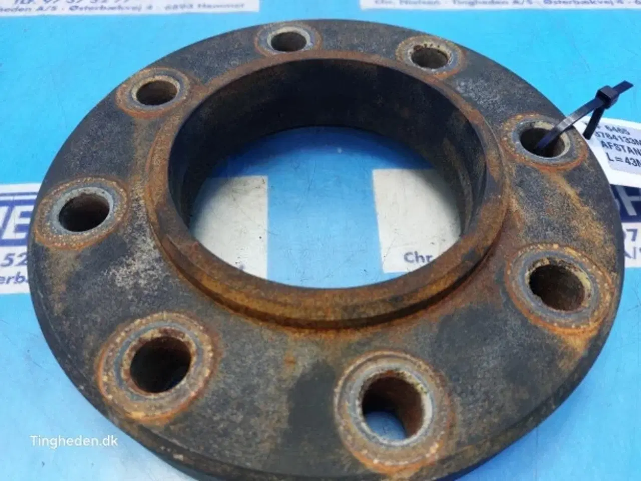Billede 11 - Massey Ferguson 6465 Afstandstykke 3784133M1