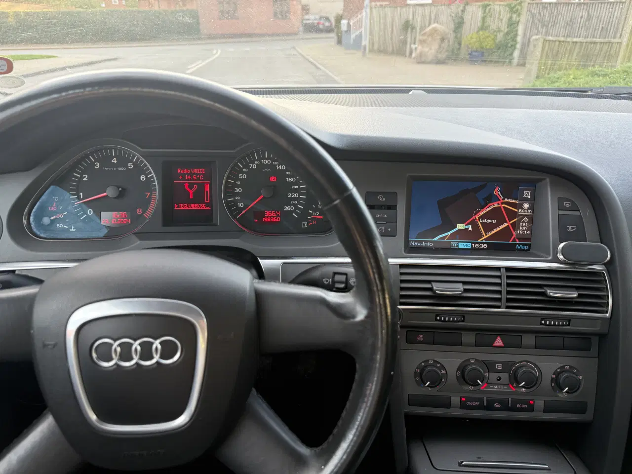 Billede 10 - Audi A6 2.4 V6 198.000km Læderkabine Manual Gear