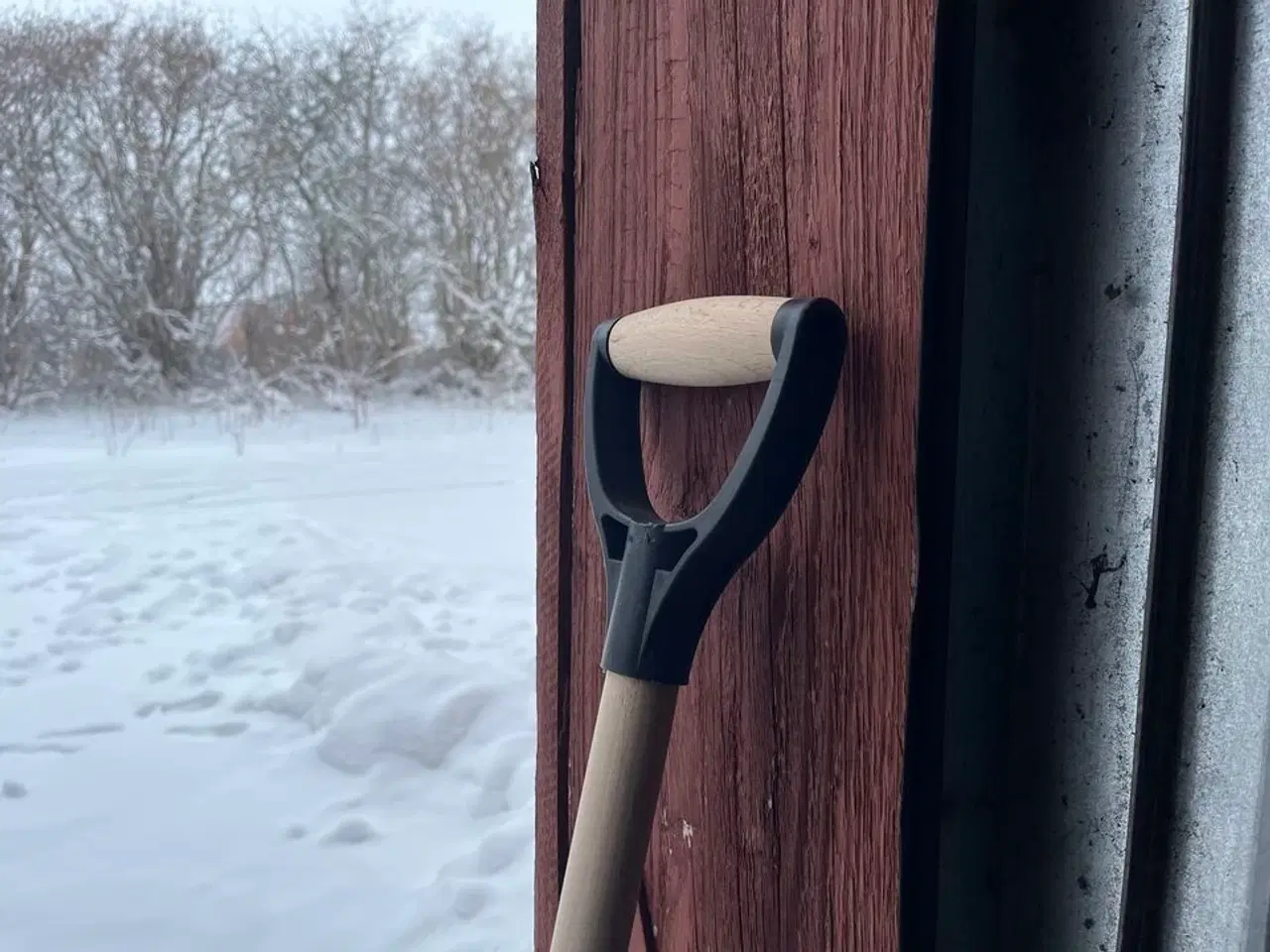 Billede 4 - 10 stk. sneskovle (usamlet og ubrugt)
