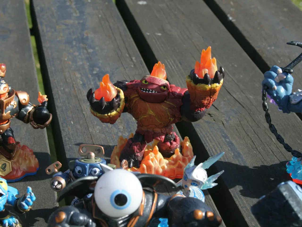 Billede 11 - Skylanders lot med 3 power portaler 3 PS3 Spil og 
