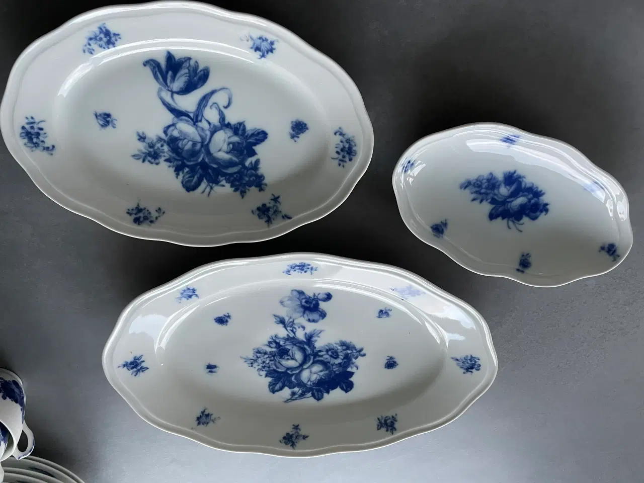 Billede 1 - Serveringsfade 3 stk og 1 terrin