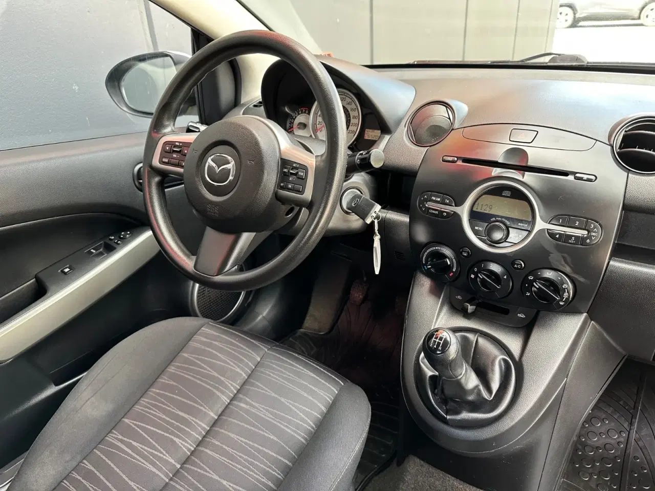 Billede 11 - Mazda 2 1,5 Sport