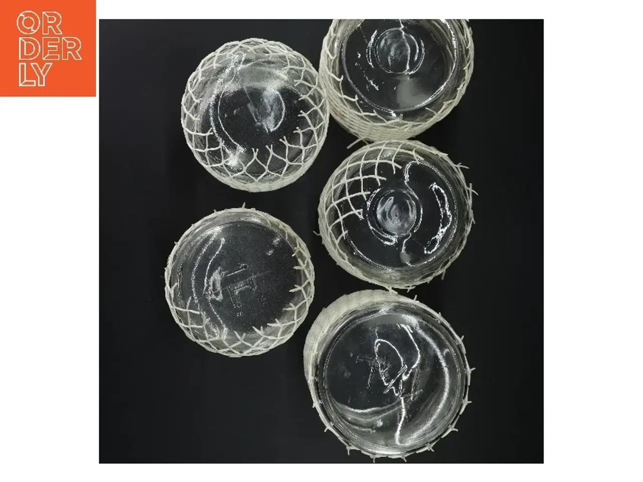 Billede 3 - Glasbeholdere med hvid netdekor (str. 13-17 cm)