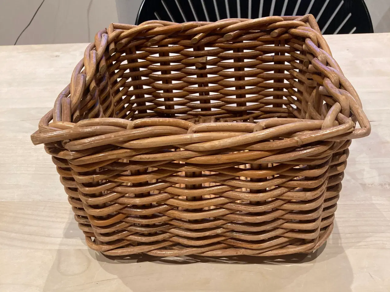 Billede 3 - Meget flot fletkurv