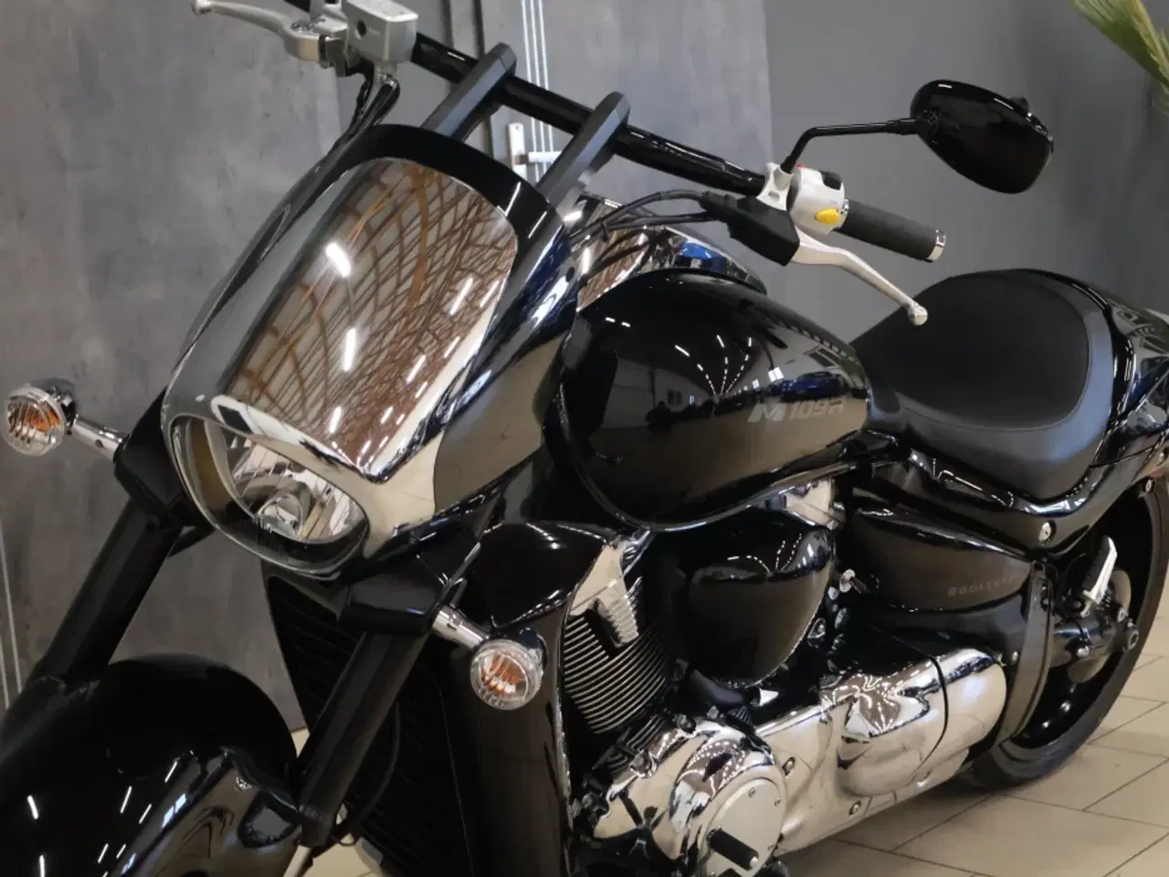 Billede 1 - Sælger min flotte og rå Suzuki Intruder M1800R