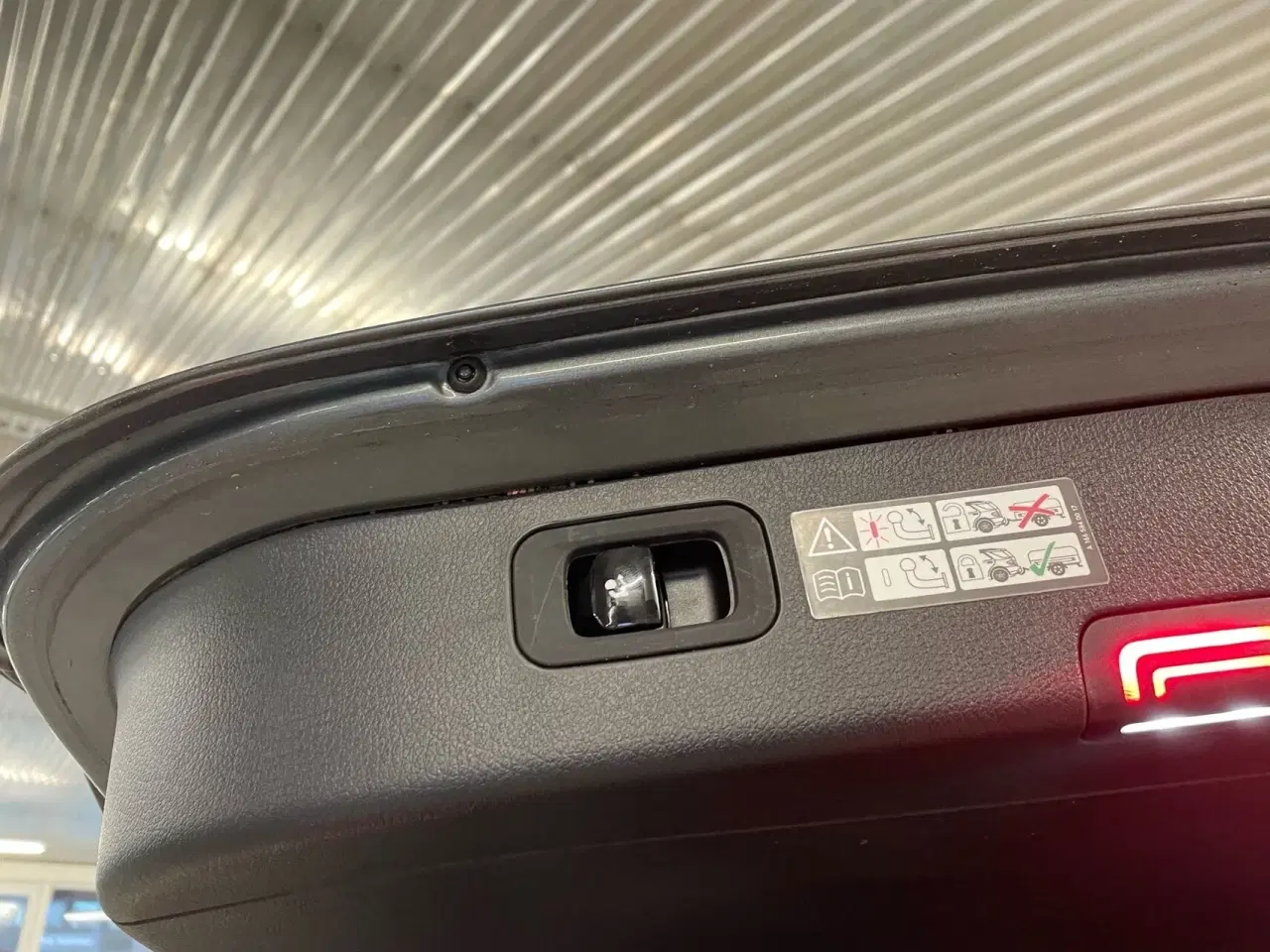 Billede 11 - Mercedes-Benz C300 e T 2,0 Plugin-hybrid Progressive 9G-Tronic 313HK Stc Aut.