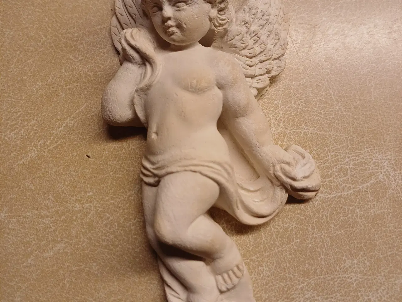 Billede 1 - Engel figur ophæng i gips