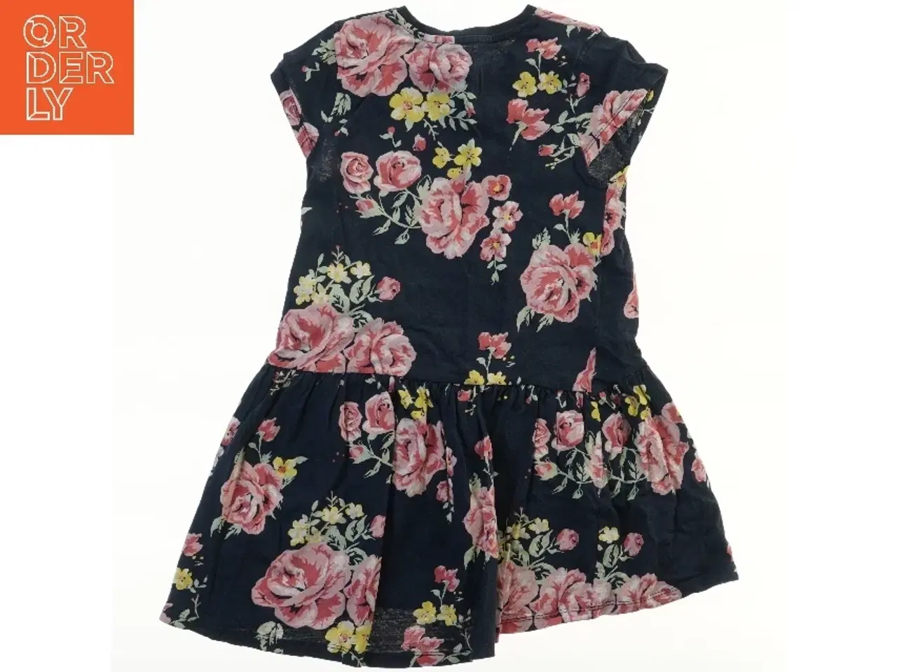 Billede 2 - Blomstret kjole til børn (str. 122)