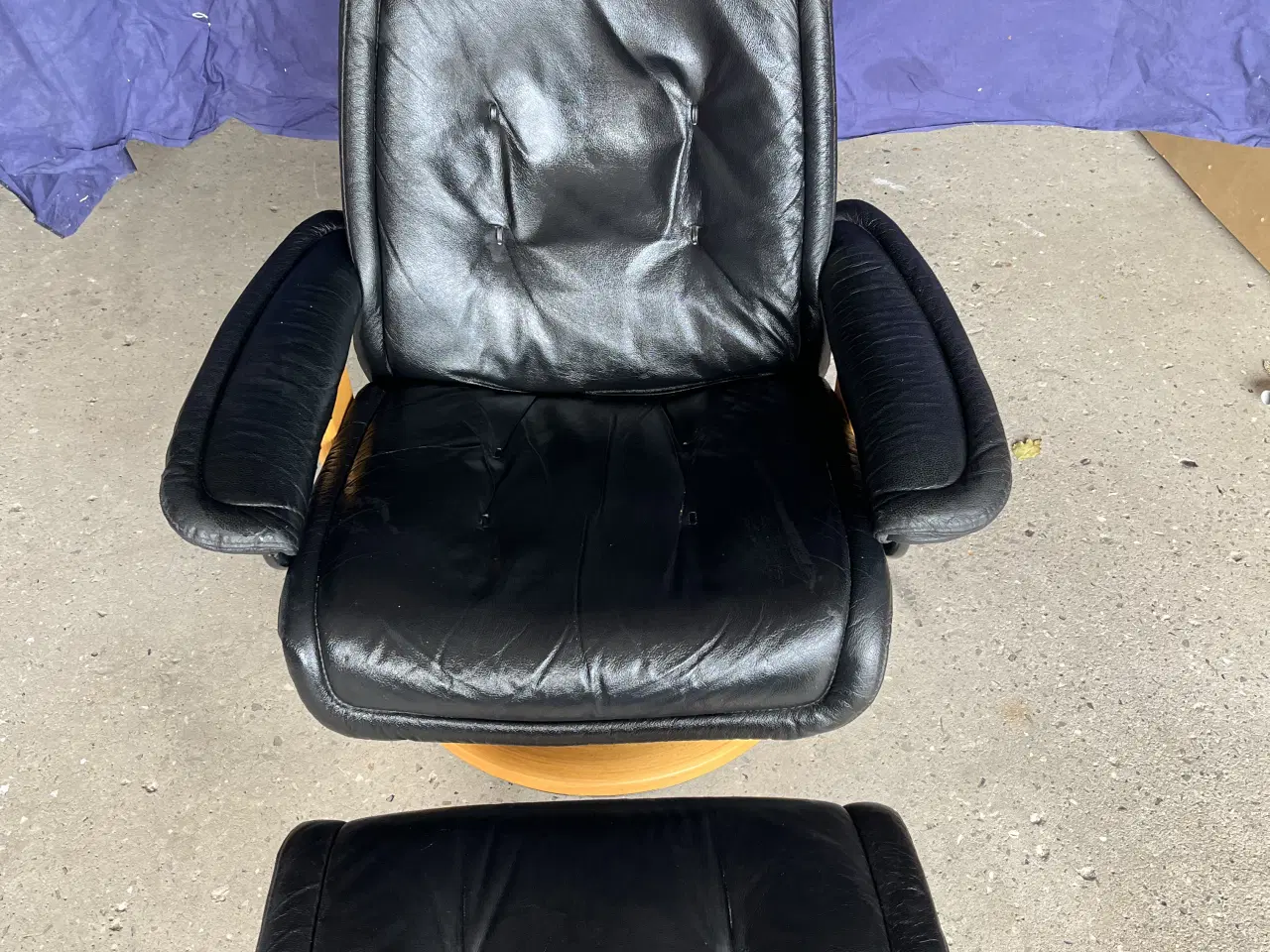 Billede 1 - Stressless stol med skammel