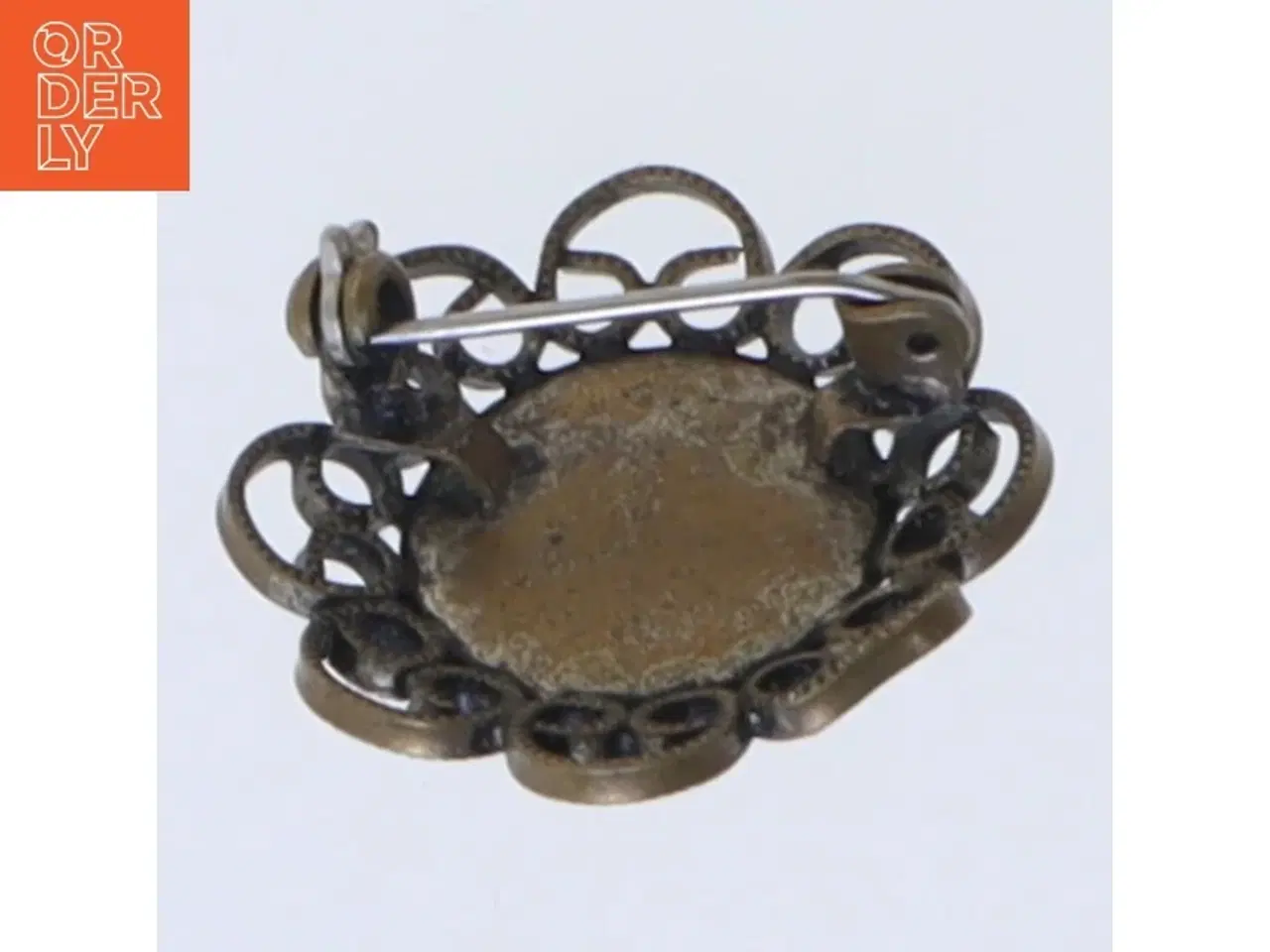 Billede 3 - Vintage broche med rød sten (str. 3 cm)