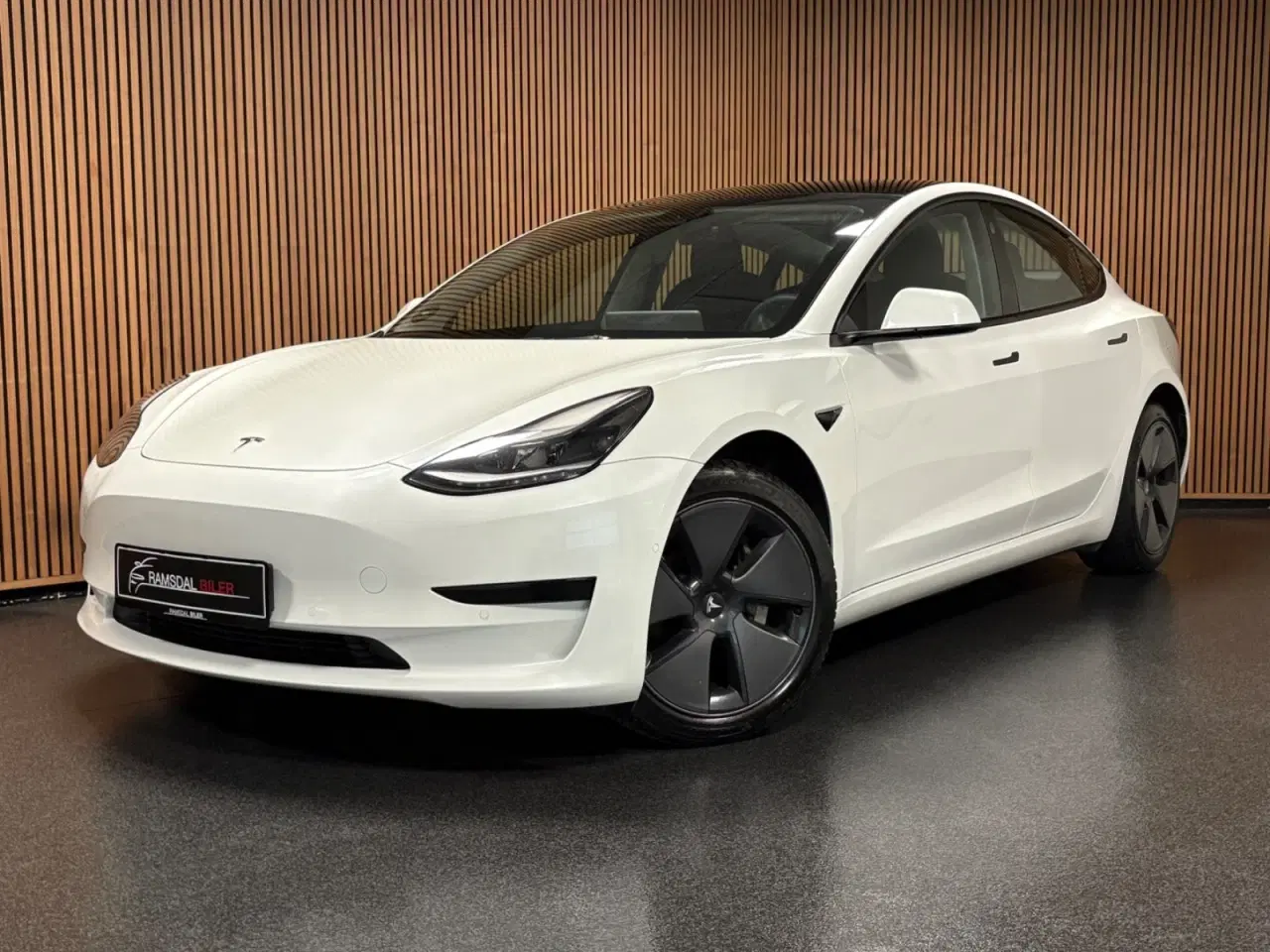 Billede 1 - Tesla Model 3  Standard Range+ RWD