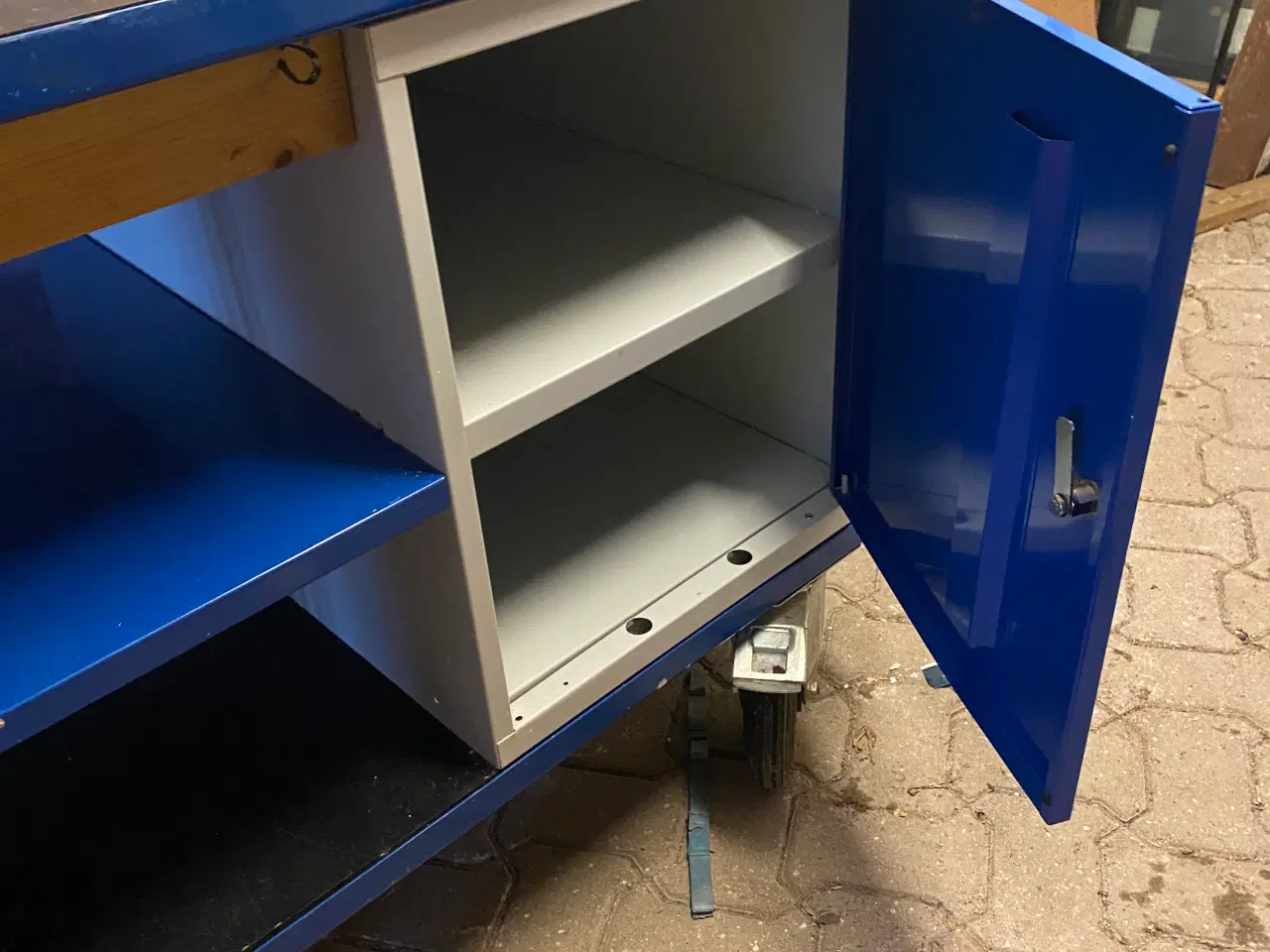 Billede 3 - Vogn med to drejehjul m bremser. 