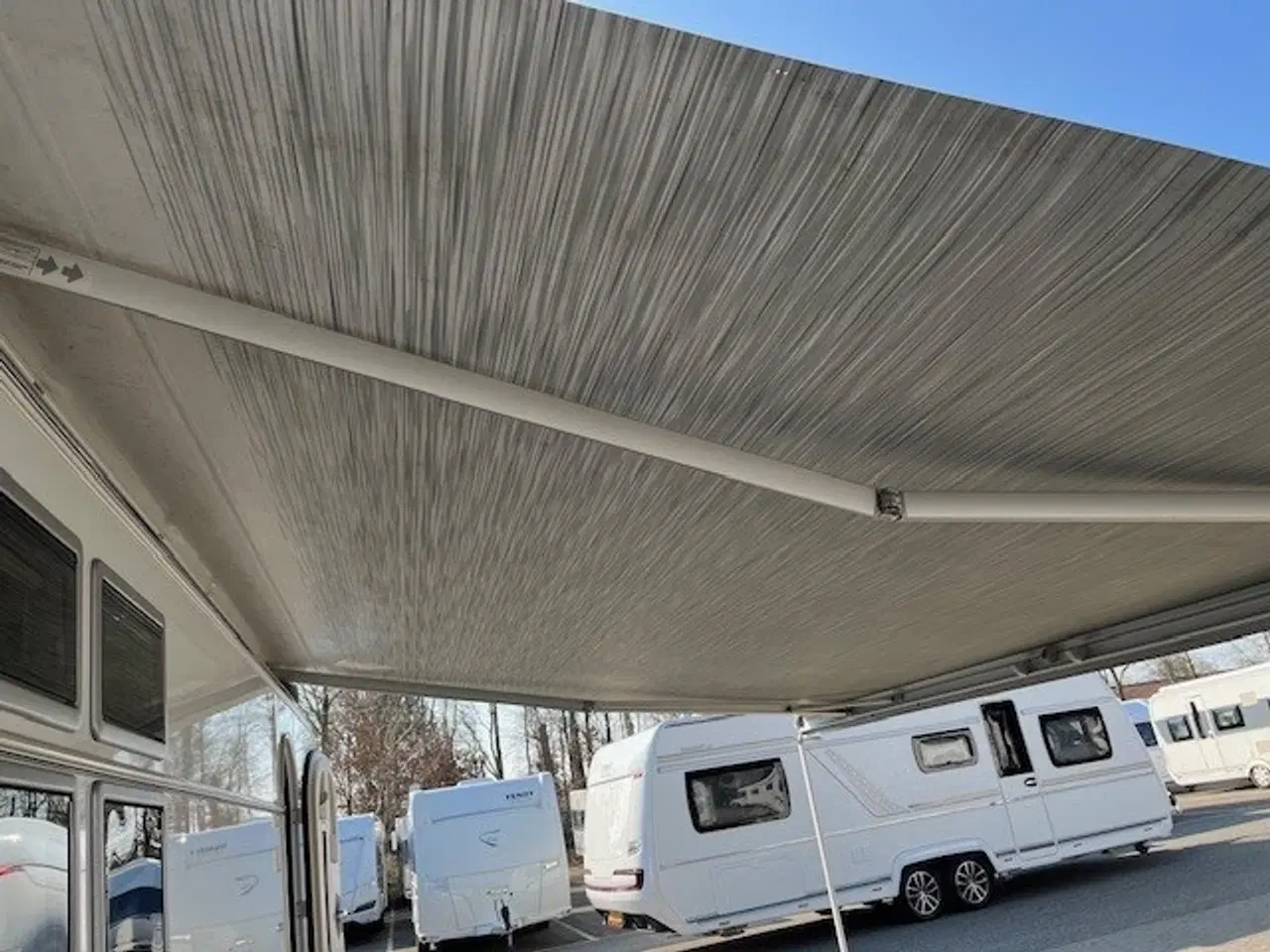 Billede 5 - Thule Markise Omnistor 9200