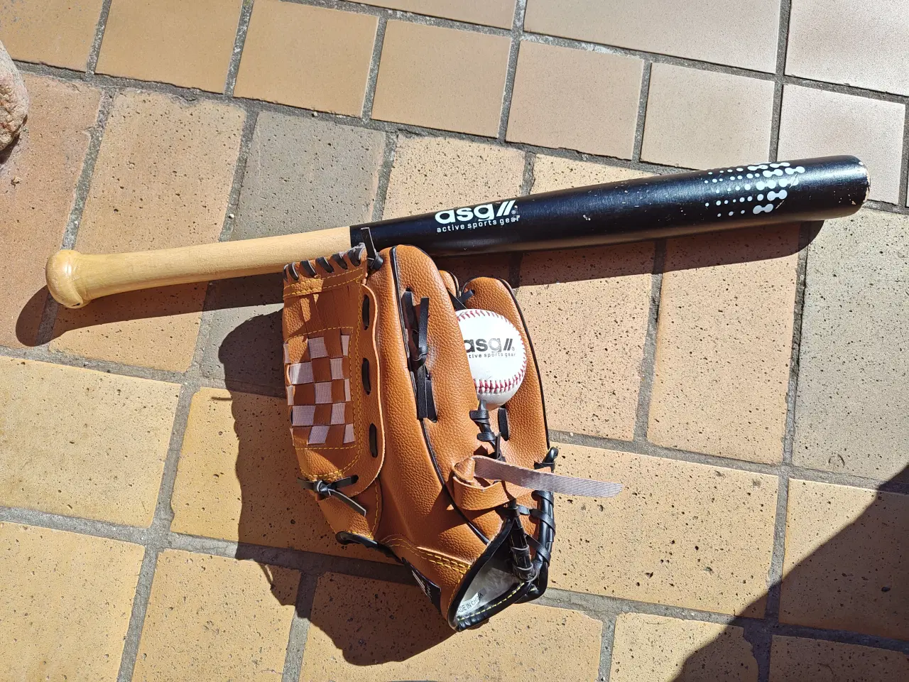Billede 1 - Baseball udstyr sæt