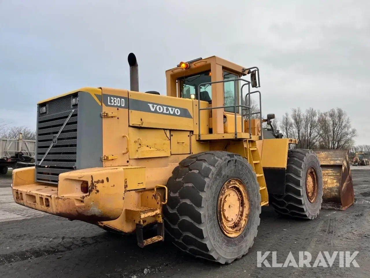 Billede 3 - Gummiged Volvo L330D med skovl