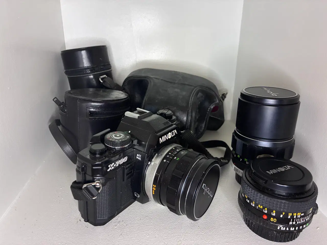 Billede 1 - Minolta X-700 med original optik og tilbehør 