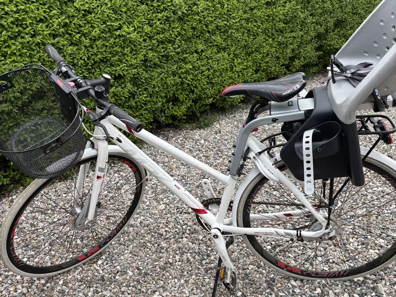 Billede 1 - MBK citybike med Thule Yepp barnestol og klickfix 