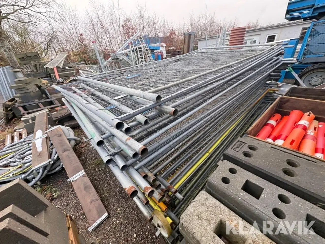 Billede 5 - Byggepladshegn med fødder 30 styk