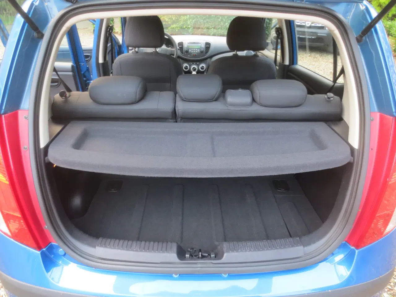 Billede 11 - Hyundai i 10 1.1 i Km 90000. Nysynet.