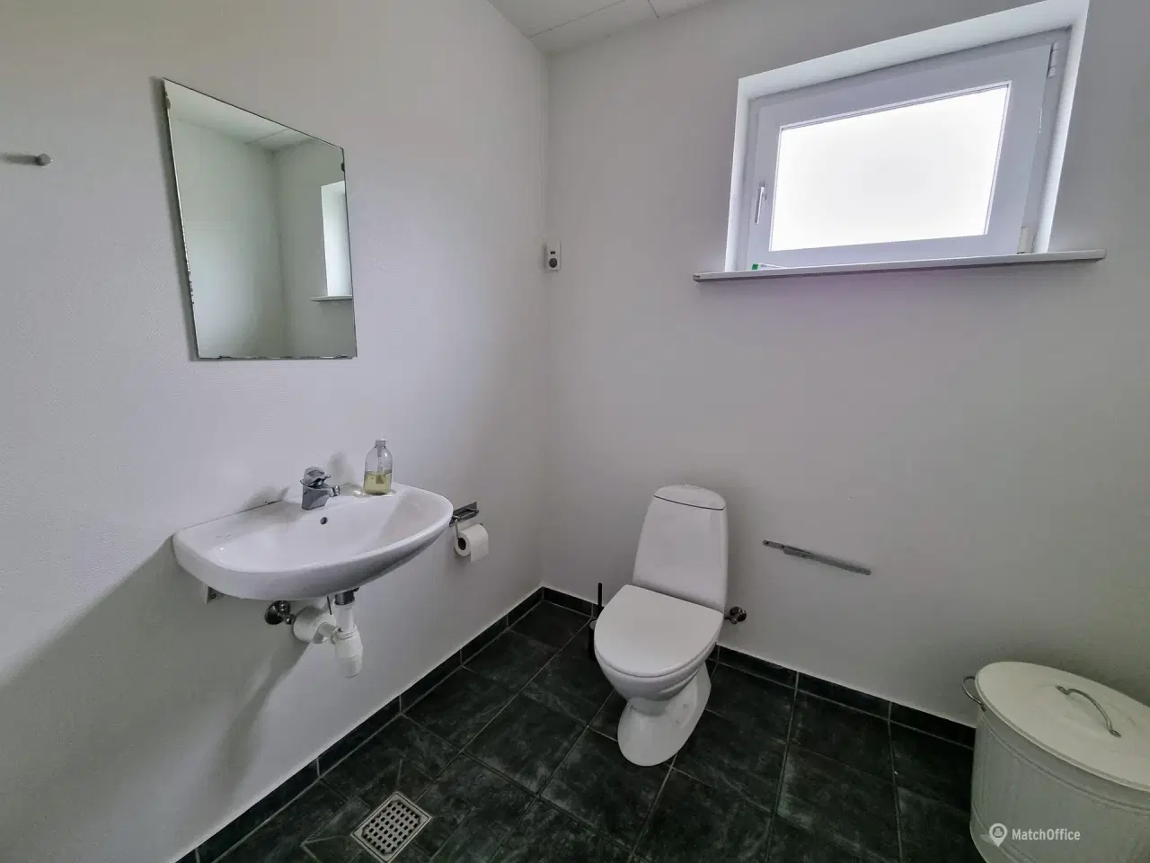 Billede 8 - Erhvervslokaler på i alt 312 kvm