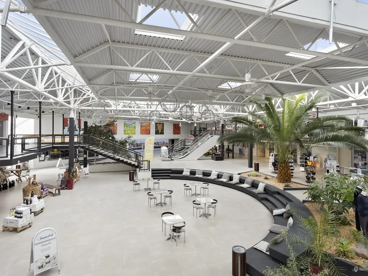 Billede 6 - Østhimmerlands største butikscenter - lokaler til leje