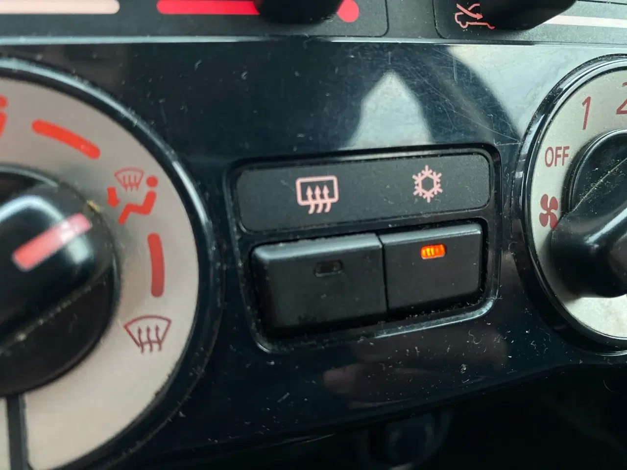 Billede 11 - Mitsubishi Space Star 1,0 Inform 71HK 5d