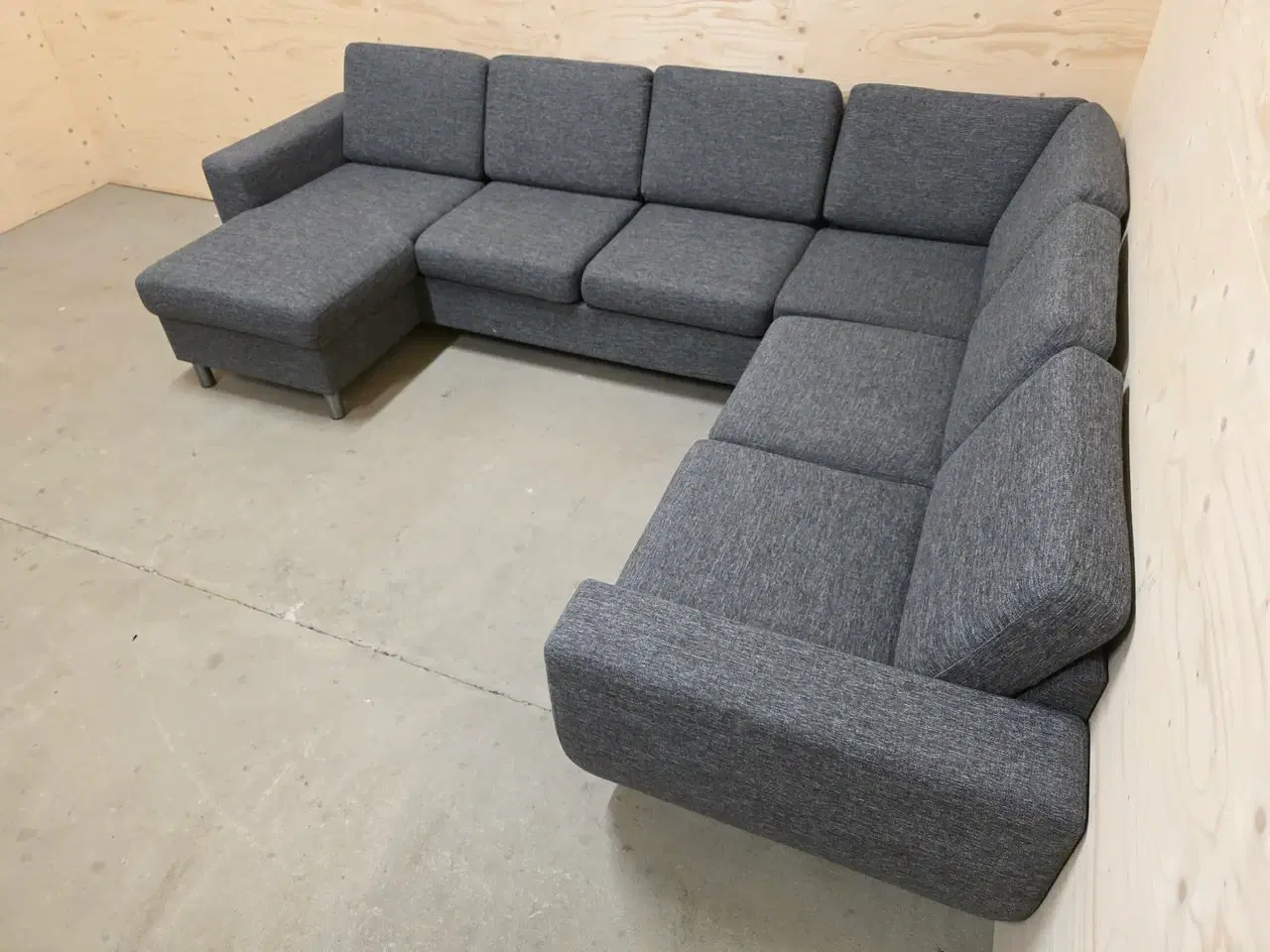 Billede 2 - Hjørnesofa m/ Chaiselong – God Stand