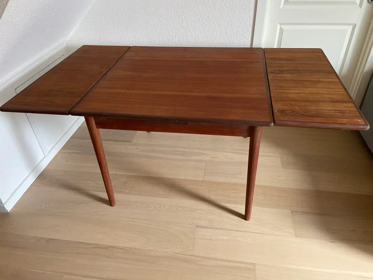 Billede 3 - Spisebord, teak