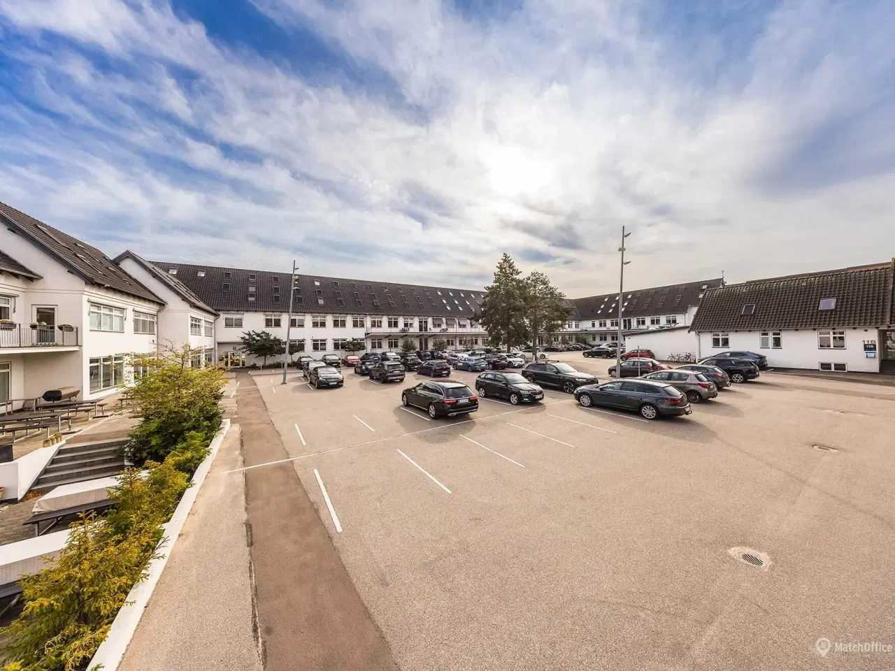 Billede 12 - Sublimt kontorlejemål tæt på Glostrup Station med fælles kantine og konferencerum.