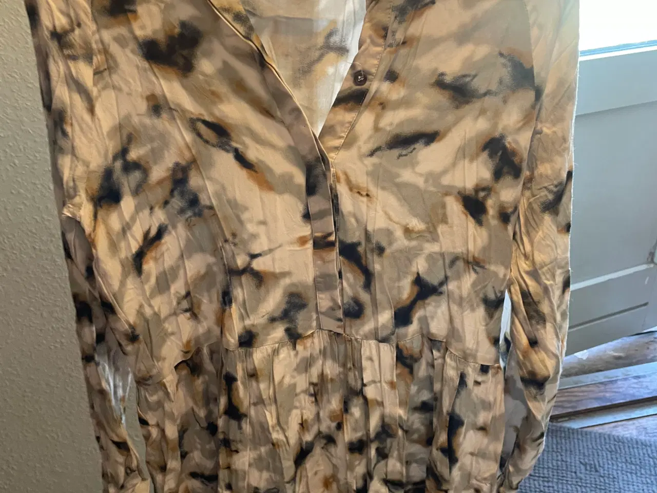 Billede 2 - Sælger ud af lækkert tøj. Mange mærkevare imellem 