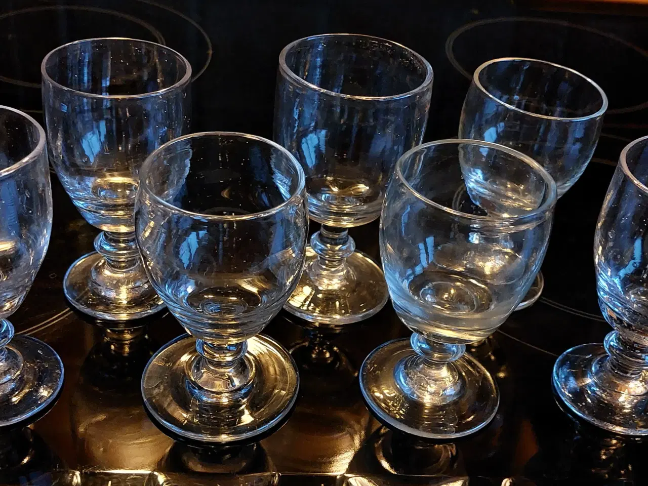 Billede 2 - 8 stk. ANTIKKE _ TØNDEFORMEDE GLAS  ( samlet pris)