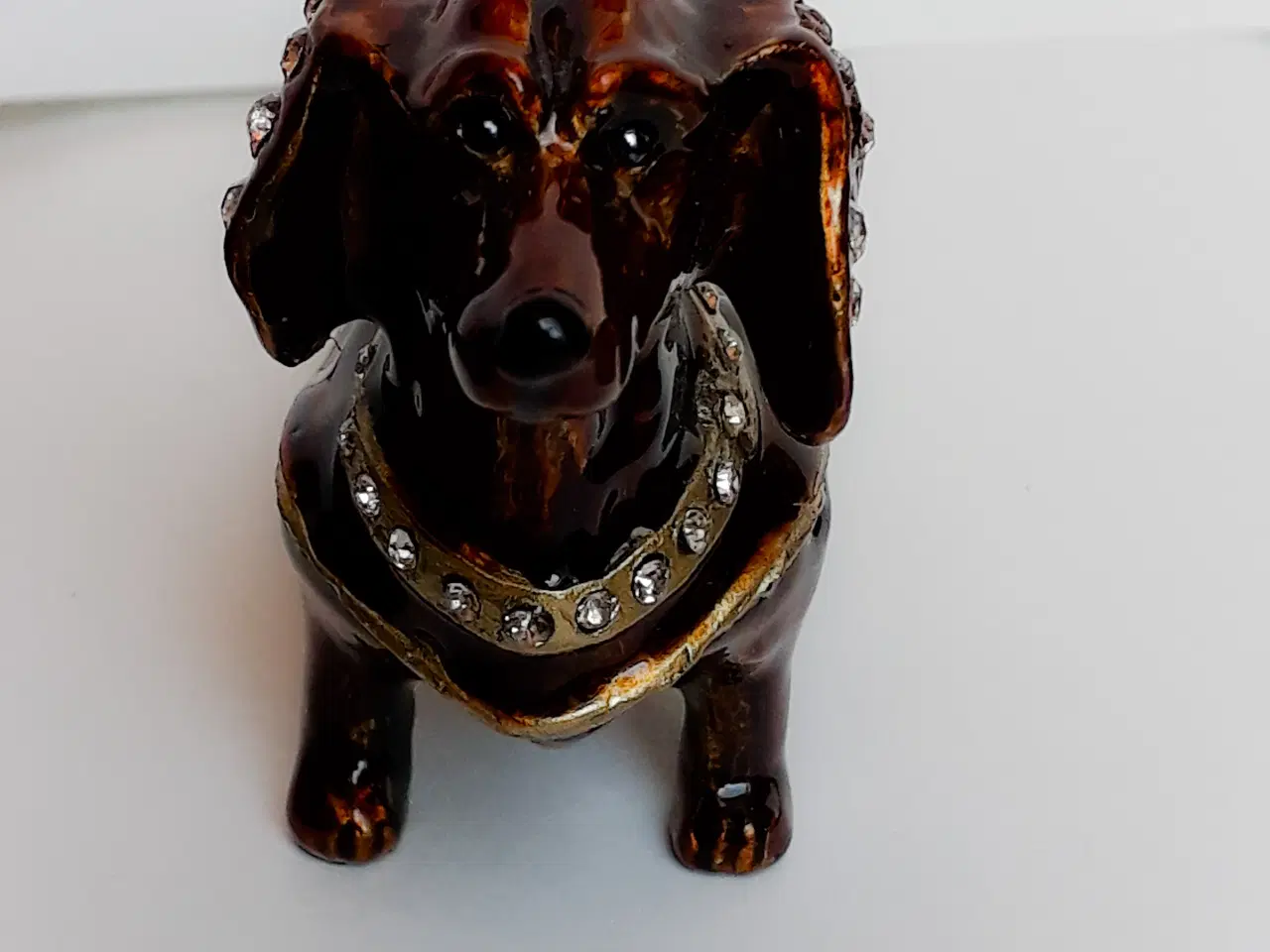 Billede 8 - Solgt / Gravhund Figur / Pilleæske