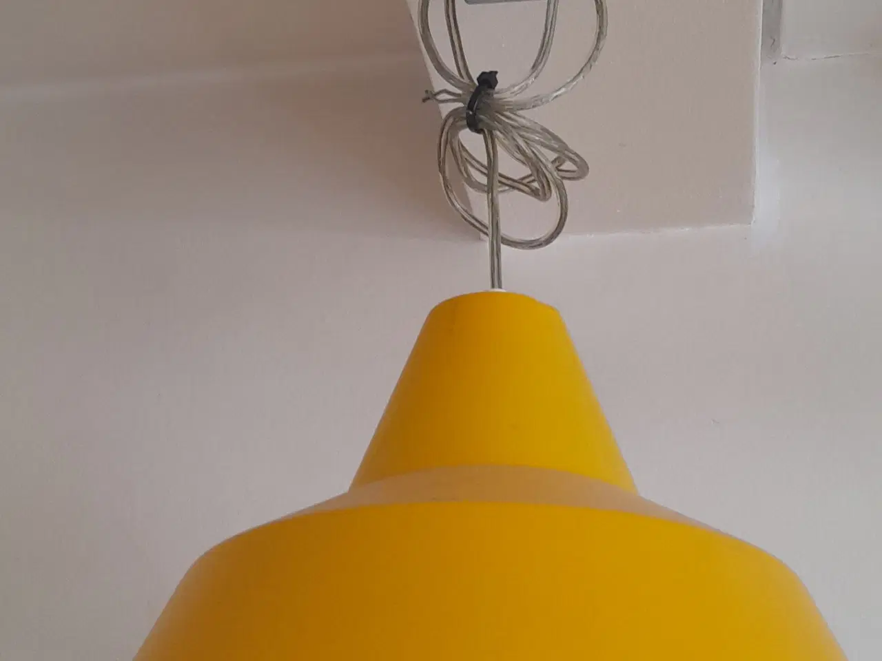 Billede 2 - Værksteds lampen gul på 30 cm