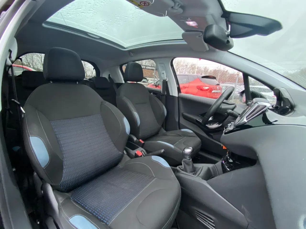 Billede 8 - Peugeot 208 1,2 VTi Supreme 82HK 5d