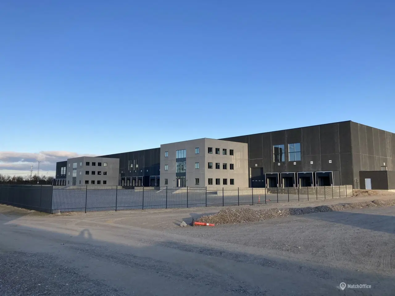 Billede 5 - 2.143 m2 Lager- Logistik-lejemål med 132 m2 kontor